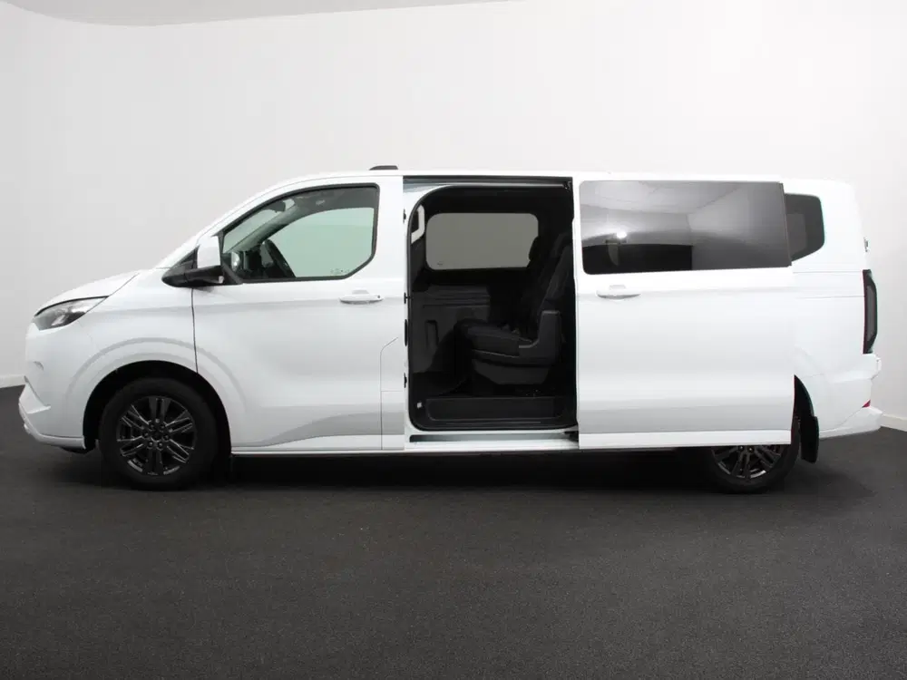 Ford Transit Custom 340 2.5 Automaat PHEV L2H1 Limited 9 PER uit 2025, foto 7