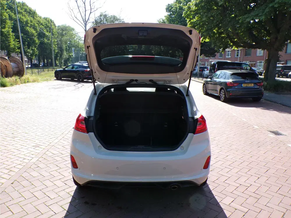 Ford Fiesta 1.0 EcoBoost Hybrid ST-Line X 124 PK DISTR uit 2021, foto 13