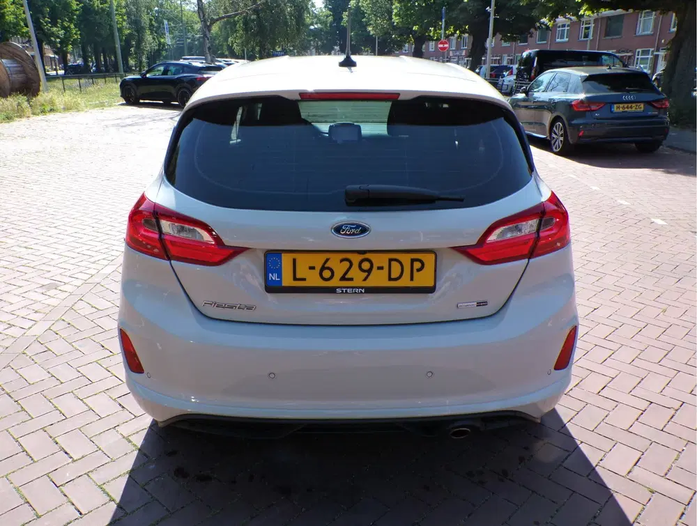 Ford Fiesta 1.0 EcoBoost Hybrid ST-Line X 124 PK DISTR uit 2021, foto 9