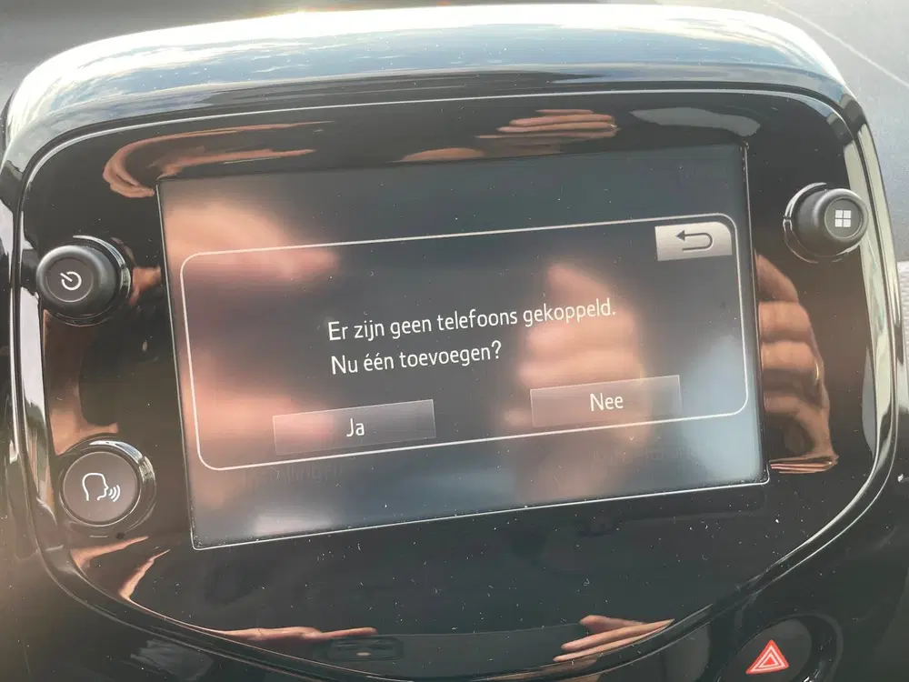 Peugeot 108 1.0 e-VTi Allure uit 2020, foto 13