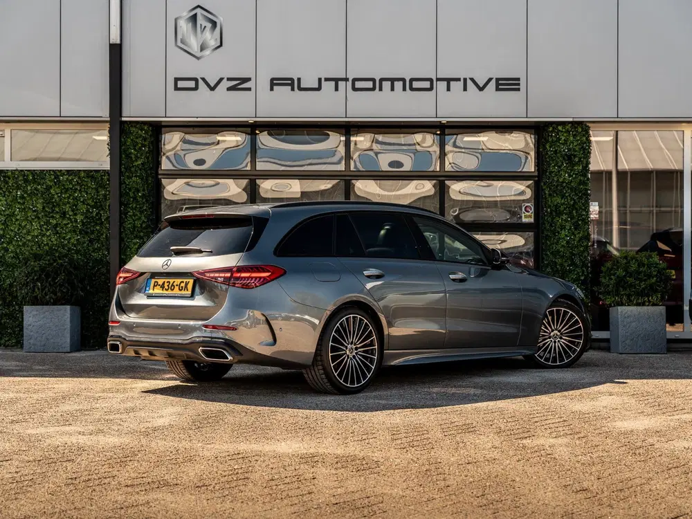 Mercedes-Benz C-Klasse 180 AMG Line uit 2022, foto 5