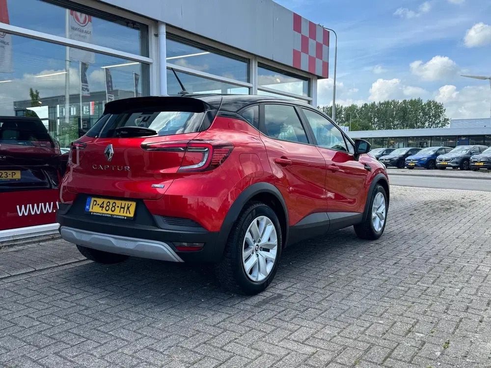 Renault Captur 1.6 E-Tech Hybrid 145 Intens uit 2022, foto 10