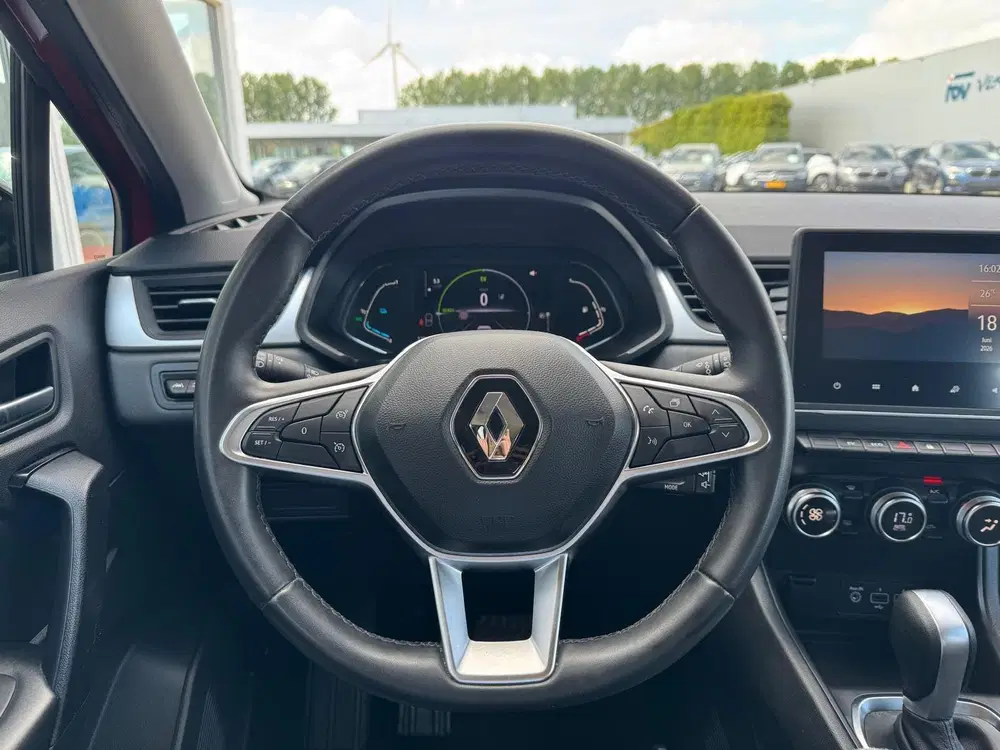 Renault Captur 1.6 E-Tech Hybrid 145 Intens uit 2022, foto 11