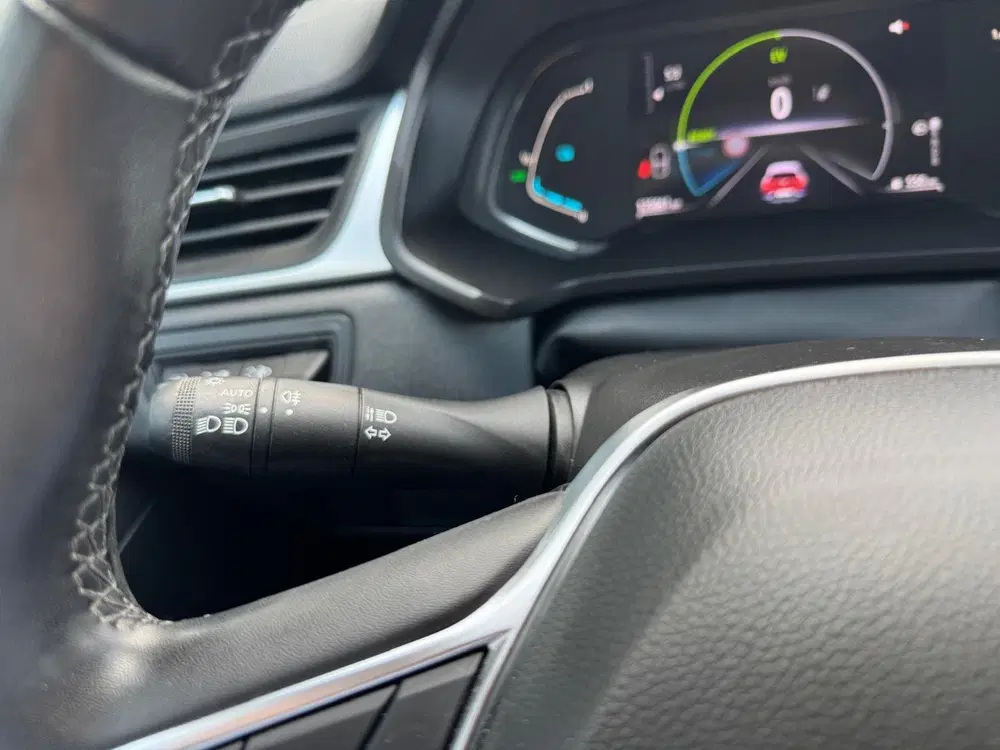 Renault Captur 1.6 E-Tech Hybrid 145 Intens uit 2022, foto 14