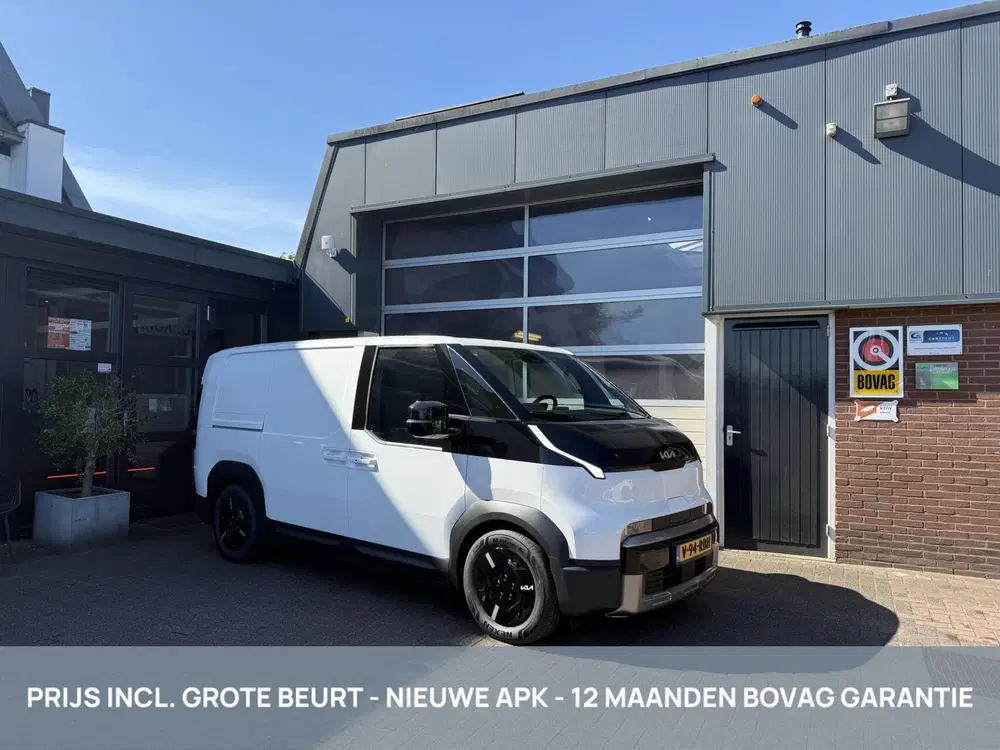 Kia PV5 L2H1 Essential 71.2 kWh NIEUW DIREKT LEVER uit 2026
