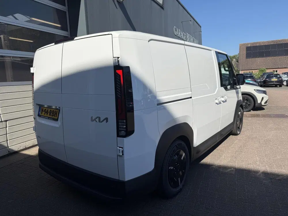 Kia PV5 L2H1 Essential 71.2 kWh NIEUW DIREKT LEVER uit 2026, foto 2