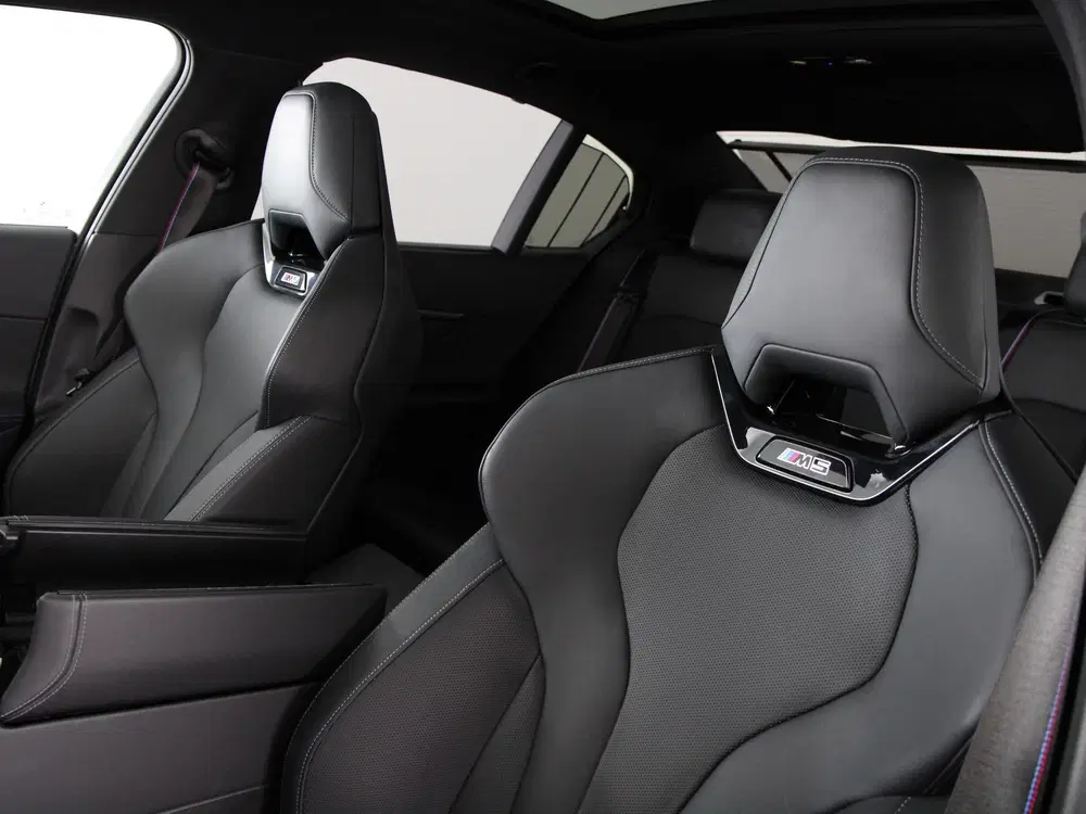BMW M5 Sedan M Driver's Pack (bj 2026 uit 2026, foto 6