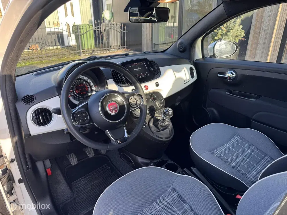 Fiat 500 1.0 Hybrid uit 2021, foto 12