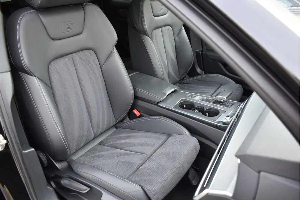 Audi A6 50 TFSI e Quattro S-Line SOH 100% Pano Mat uit 2023, foto 10