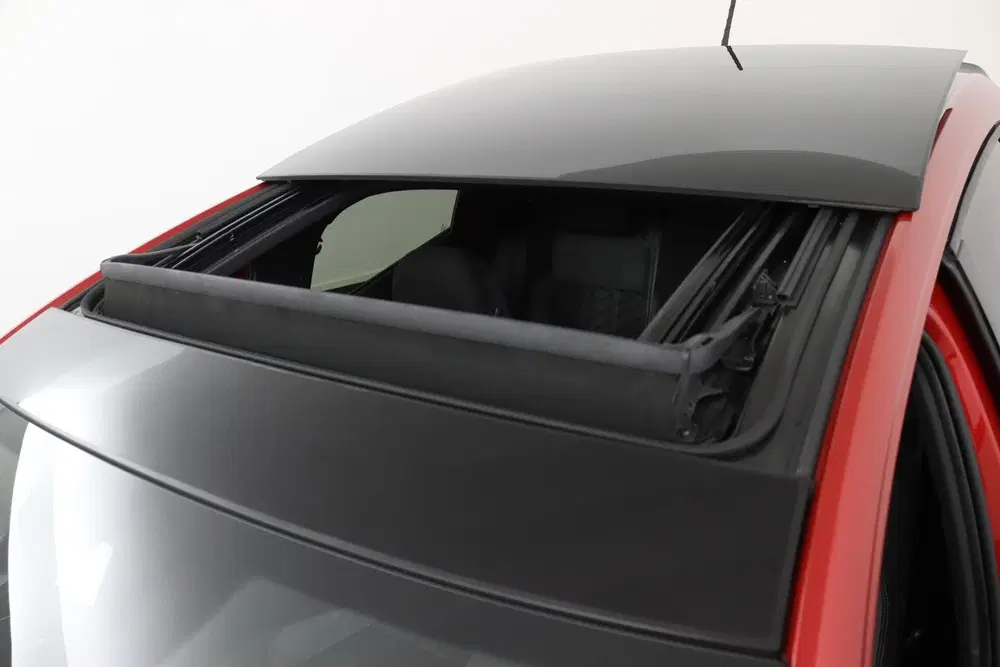 Volkswagen Polo 1.0 TSI R-Line Business uit 2023, foto 2