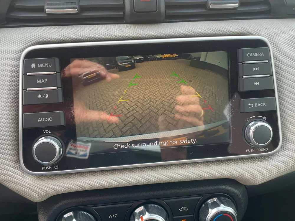Nissan Micra 1.0 IG-T N-Connecta uit 2019, foto 13