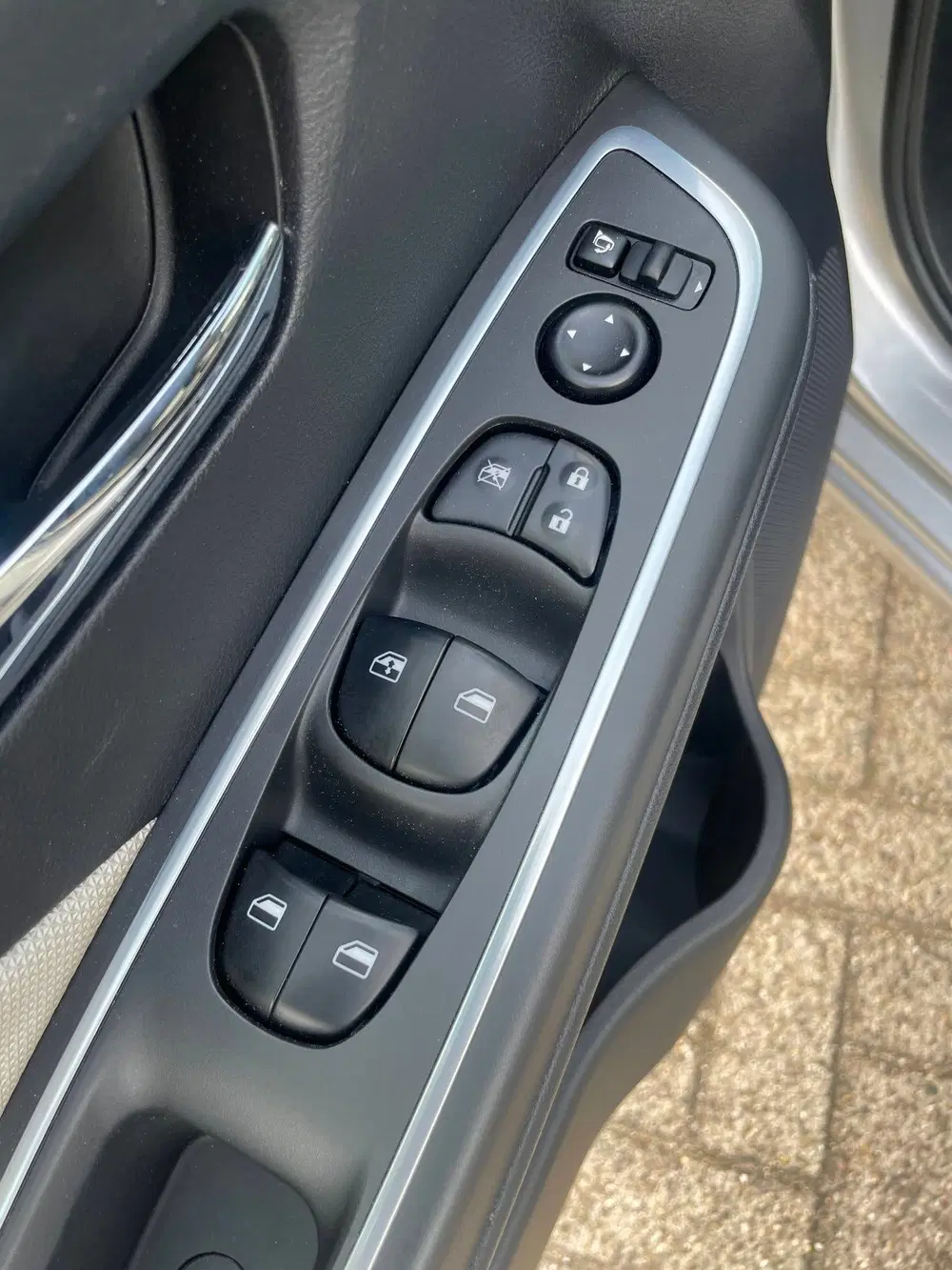Nissan Micra 1.0 IG-T N-Connecta uit 2019, foto 7