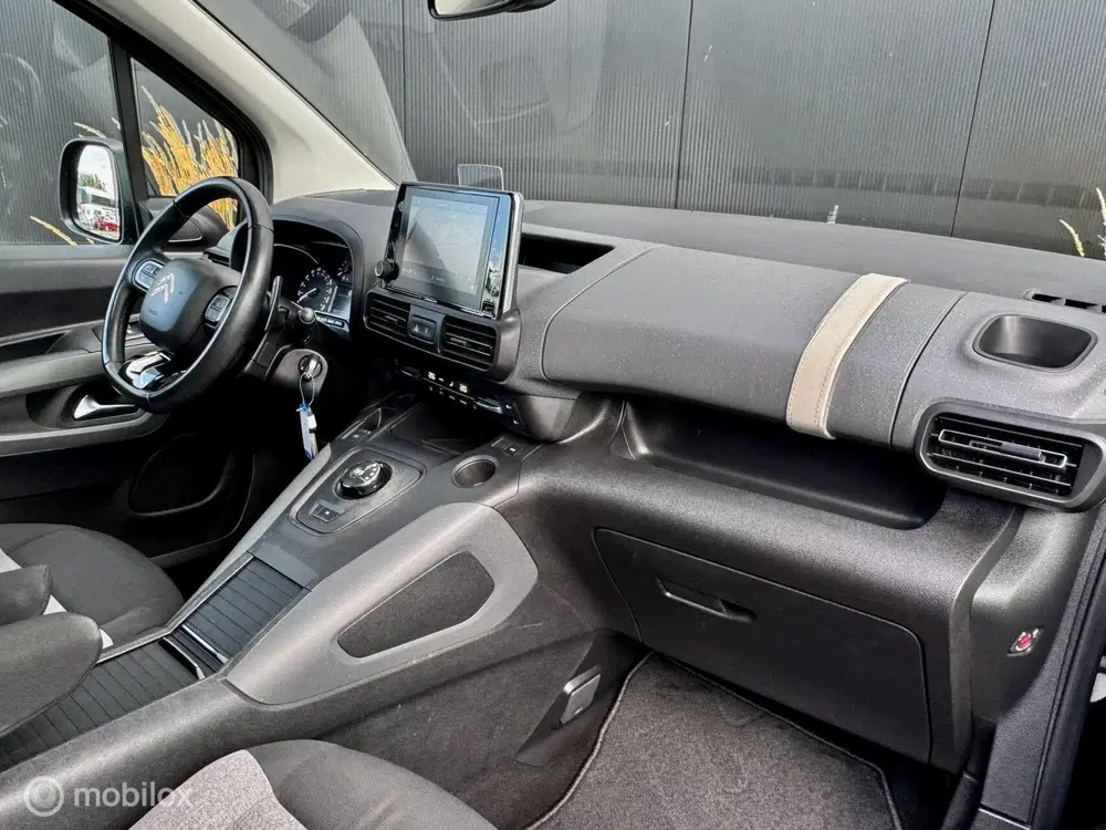 Citroën Berlingo Citroen Berlingo Shine Automaat uit 2020, foto 8