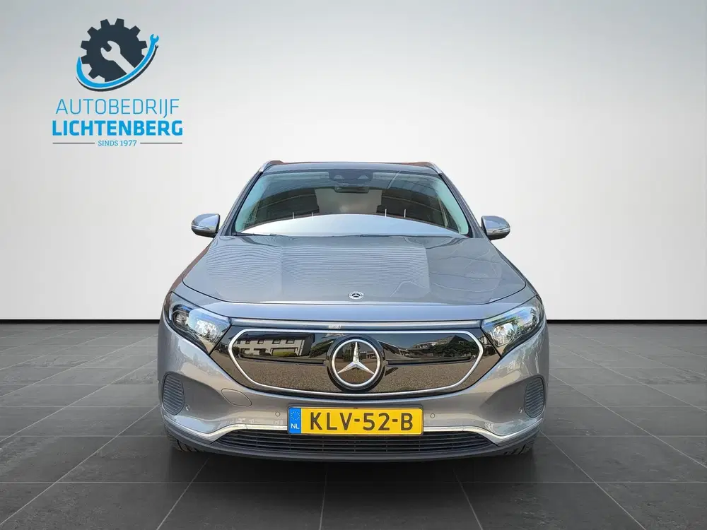 Mercedes-Benz EQA 300 4MATIC 67 kWh Progressive uit 2023, foto 2