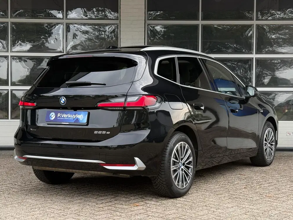 BMW 2-serie Active Tourer 225e xDrive Luxury Line uit 2022, foto 7