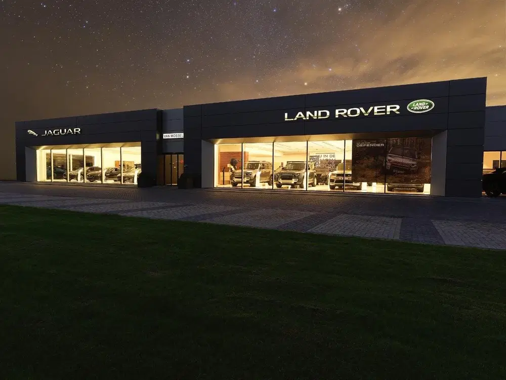 Land Rover Discovery Sport P300e 1.5 R-Dynamic SE uit 2023, foto 4