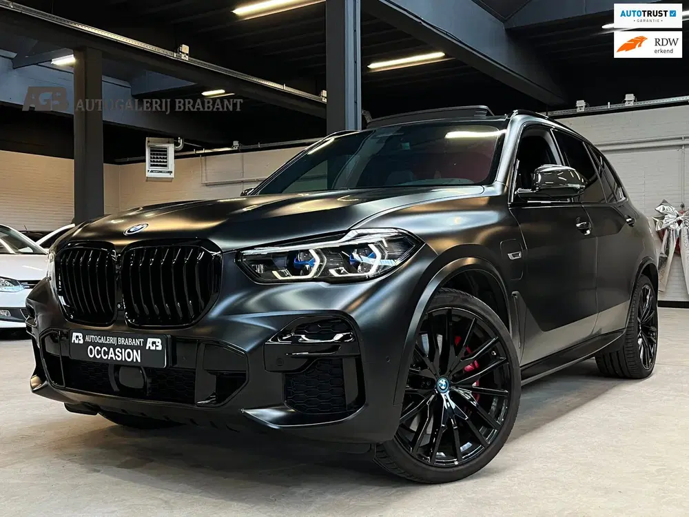 BMW X5 XDrive45e High Executive Carbon uit 2021