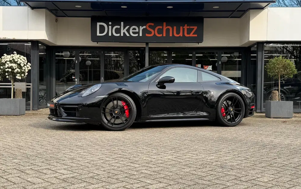 Porsche 911 3.0 Carrera 4 GTS Pano uit 2022