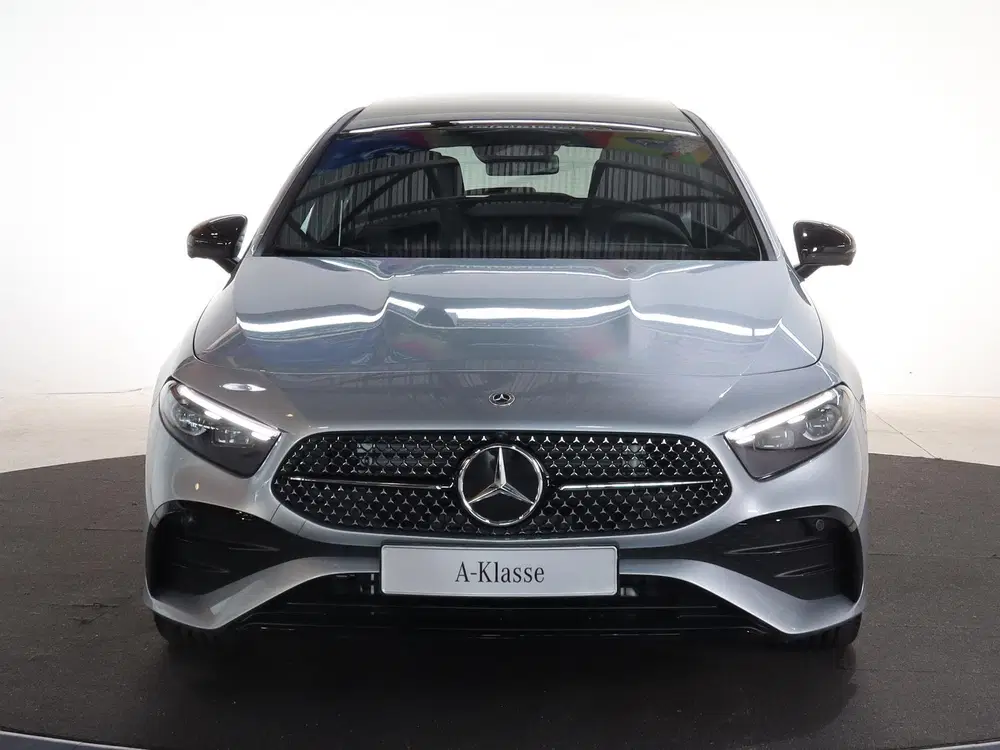 Mercedes-Benz A-Klasse 180 Business Solution AMG uit 2025, foto 3