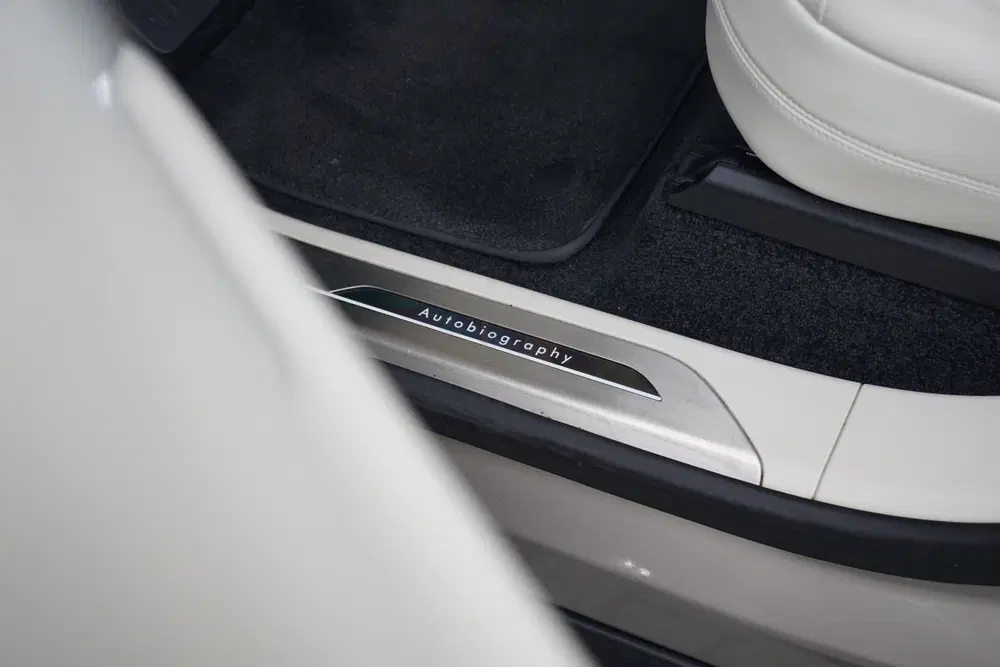 Land Rover Range Rover 3.0 P440e Autobiography PHEV uit 2023, foto 15