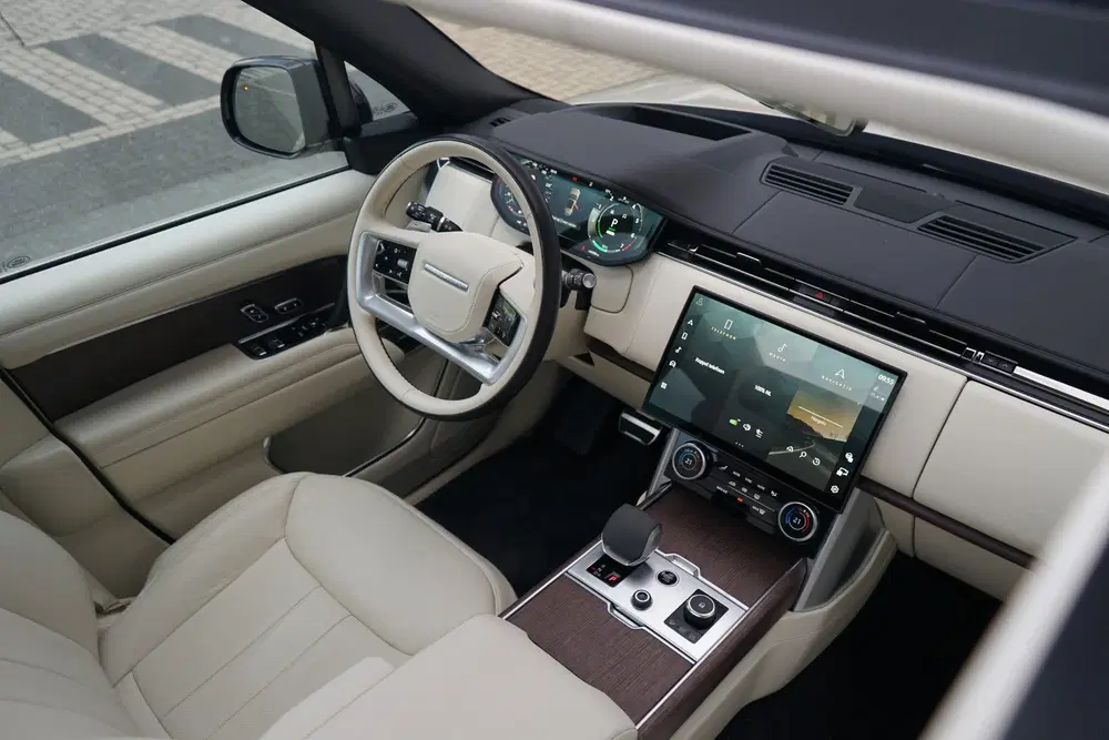 Land Rover Range Rover 3.0 P440e Autobiography PHEV uit 2023, foto 3