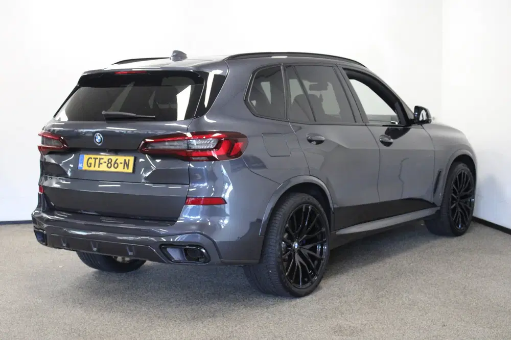 BMW X5 xDrive45e M-sport Soft-close uit 2021, foto 2