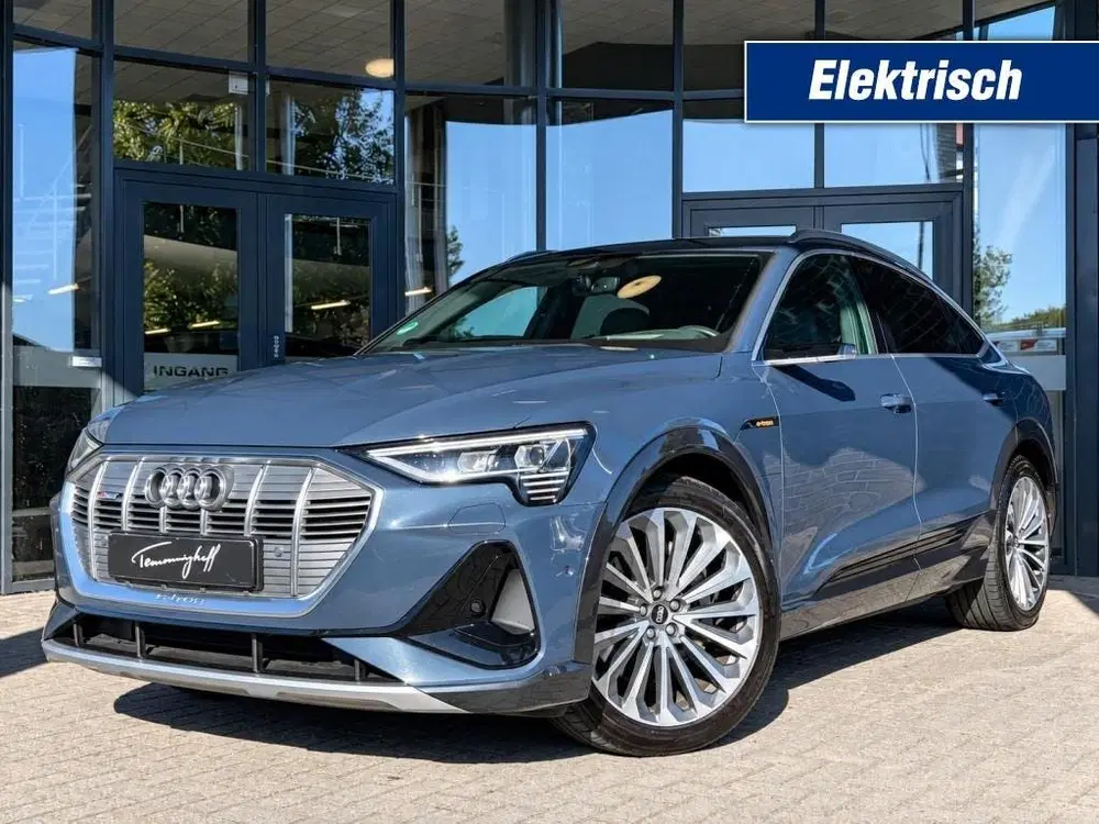 Audi e-tron 55 QUATTRO S-LINE uit 2022