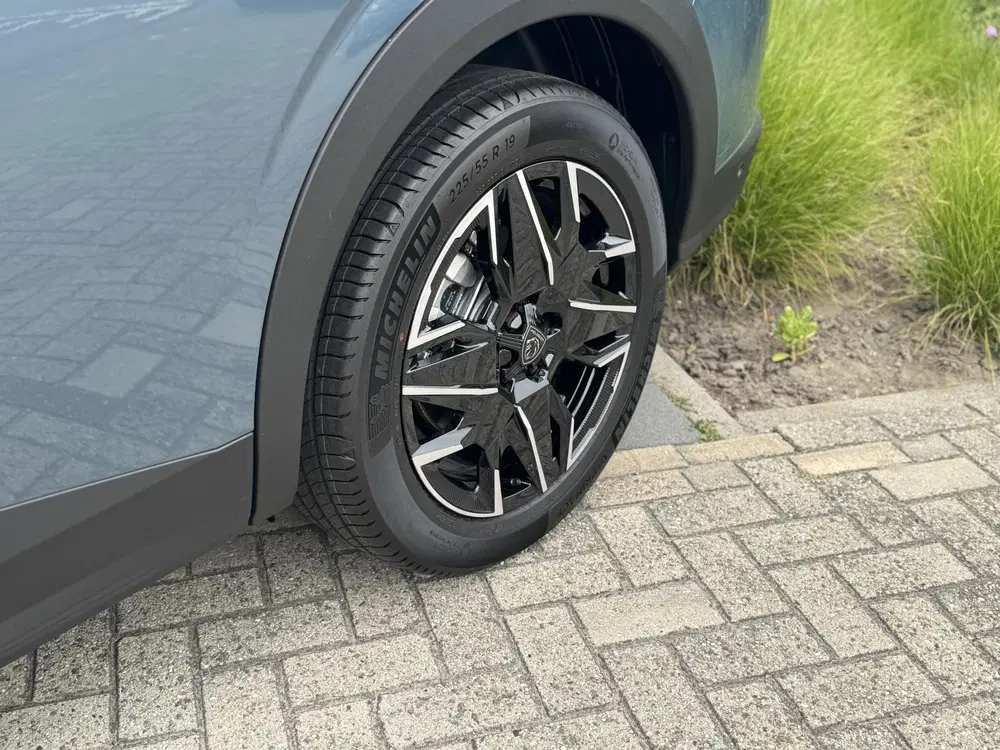 Peugeot 5008 Hybrid 136 Allure l 360 Vision l Drive Ass uit 2025, foto 10