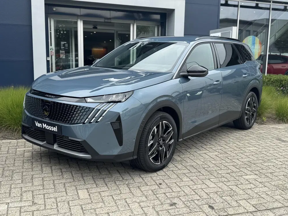 Peugeot 5008 Hybrid 136 Allure l 360 Vision l Drive Ass uit 2025, foto 2