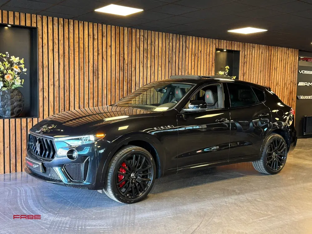 Maserati Levante 3.8 V8 GTS uit 2020, foto 6