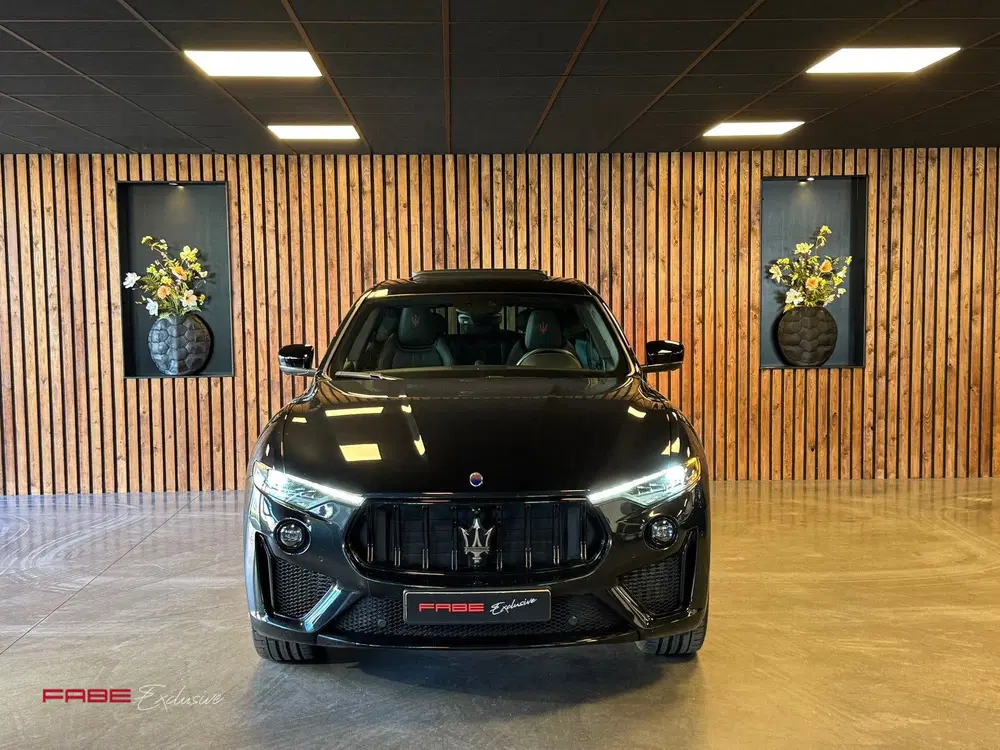 Maserati Levante 3.8 V8 GTS uit 2020, foto 8