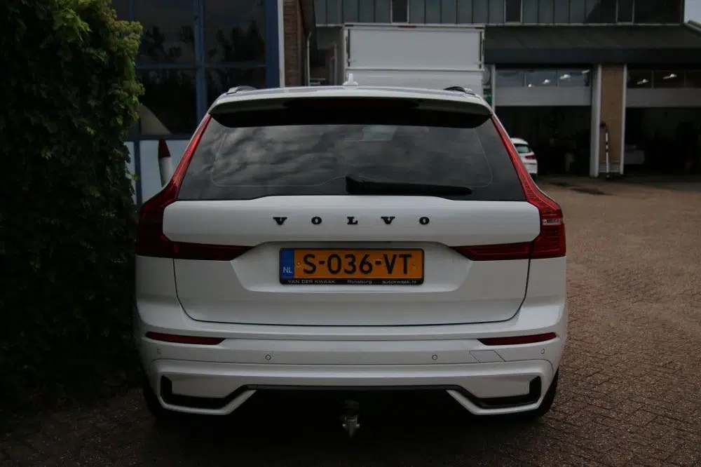 Volvo XC60 2.0 T6 AWD Ultimate Dark uit 2023, foto 6