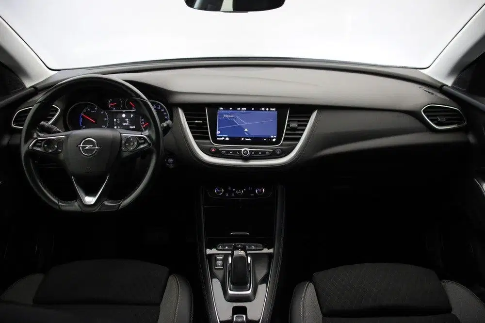 Opel Grandland 1.6T Hybrid PHEV Elegance uit 2021, foto 2