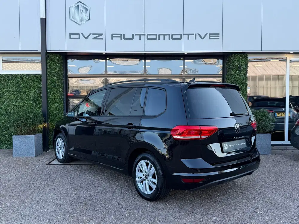 Volkswagen Touran 1.5 TSI 150PK DSG Comfortline uit 2023, foto 3