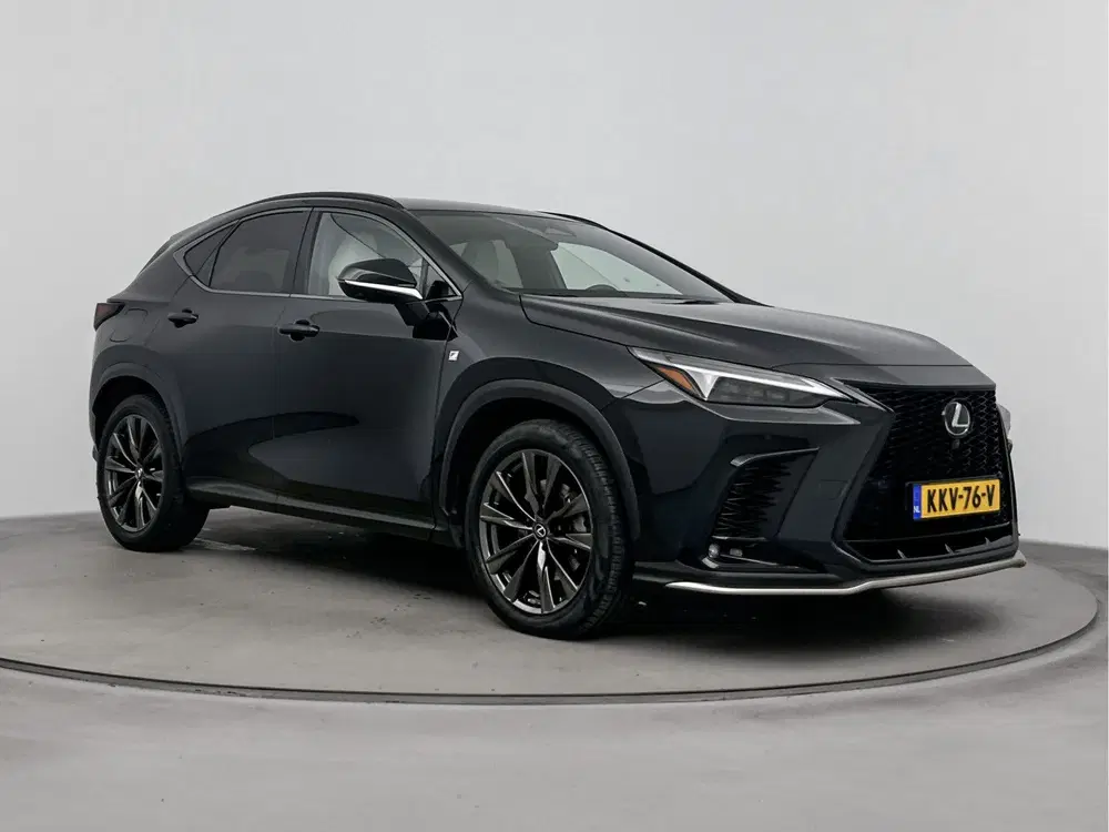 Lexus NX 450h+ AWD F-Sport Line uit 2022, foto 13