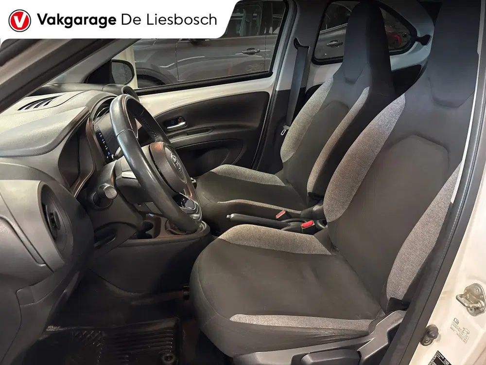 Toyota Aygo X 1.0 VVT-i MT first uit 2022, foto 10