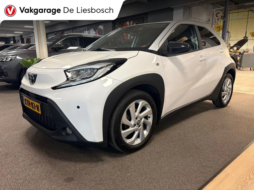 Toyota Aygo X 1.0 VVT-i MT first uit 2022, foto 2