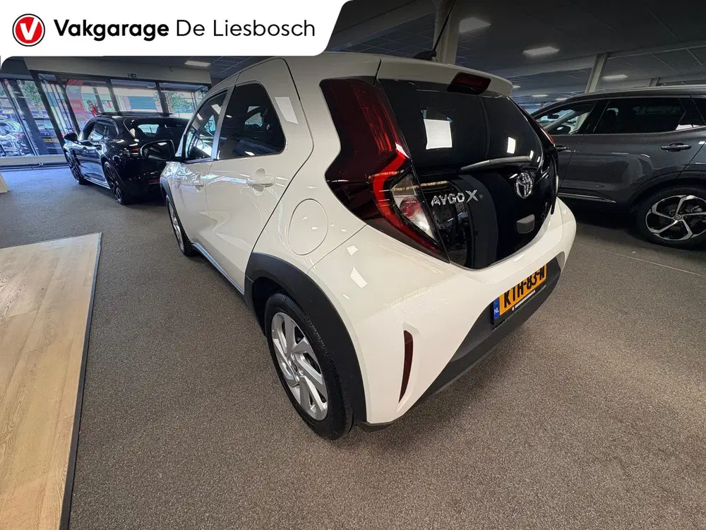 Toyota Aygo X 1.0 VVT-i MT first uit 2022, foto 8
