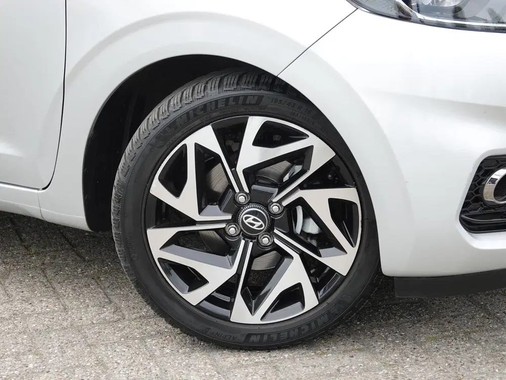 Hyundai i10 1.0 T-GDI N Line 100PK 5-zits TWO-TONE uit 2021, foto 10