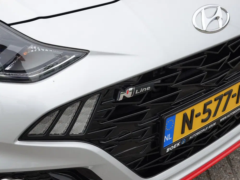 Hyundai i10 1.0 T-GDI N Line 100PK 5-zits TWO-TONE uit 2021, foto 11