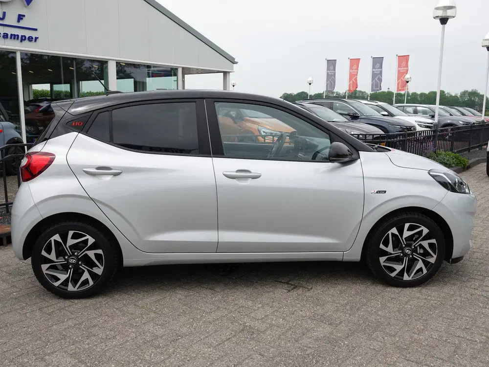 Hyundai i10 1.0 T-GDI N Line 100PK 5-zits TWO-TONE uit 2021, foto 2