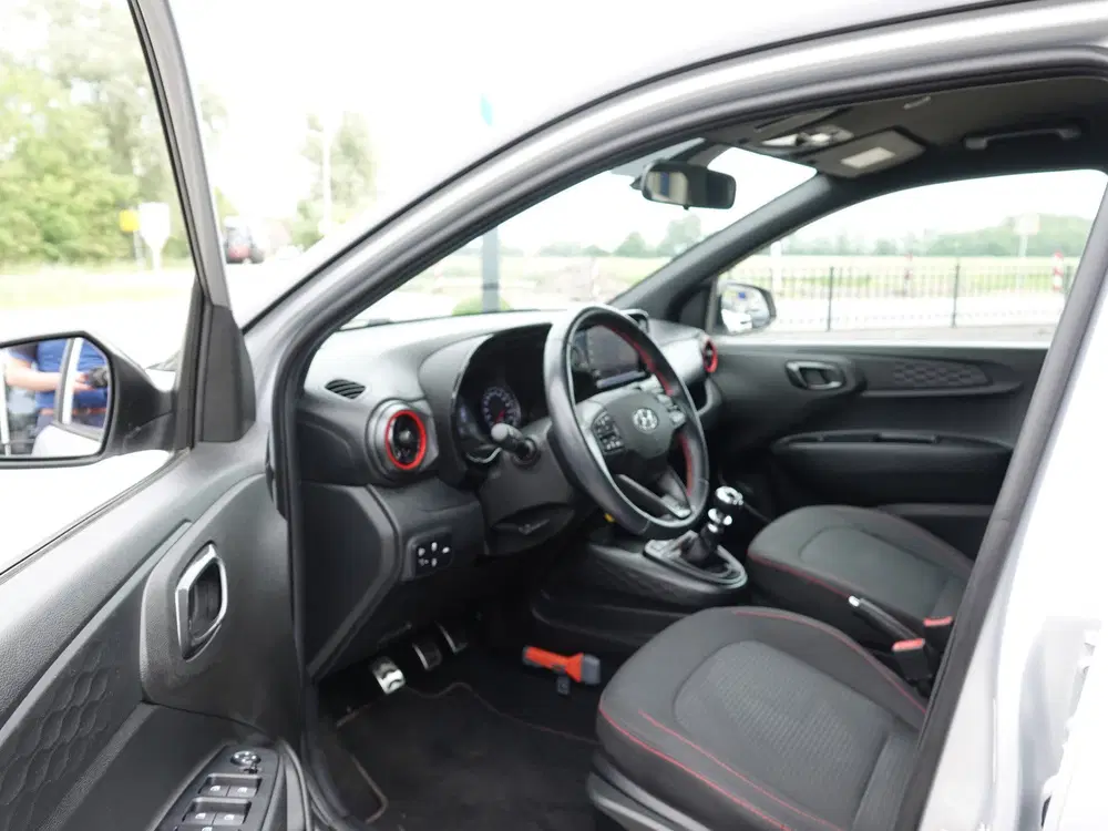 Hyundai i10 1.0 T-GDI N Line 100PK 5-zits TWO-TONE uit 2021, foto 4
