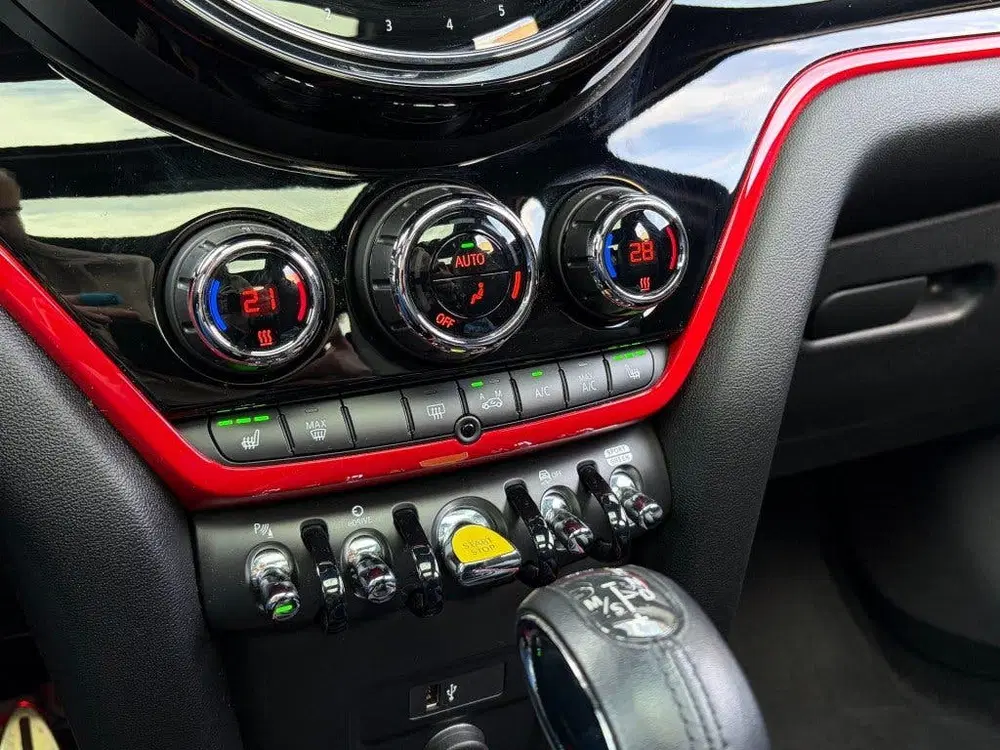 Mini Countryman 1.5 SE ALL4 JCW uit 2020, foto 11