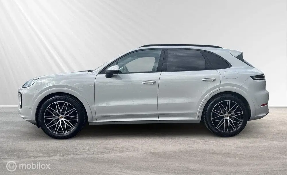 Porsche Cayenne 3.0 E-Hybrid uit 2025, foto 4