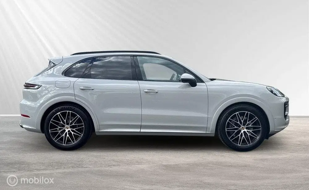 Porsche Cayenne 3.0 E-Hybrid uit 2025, foto 7