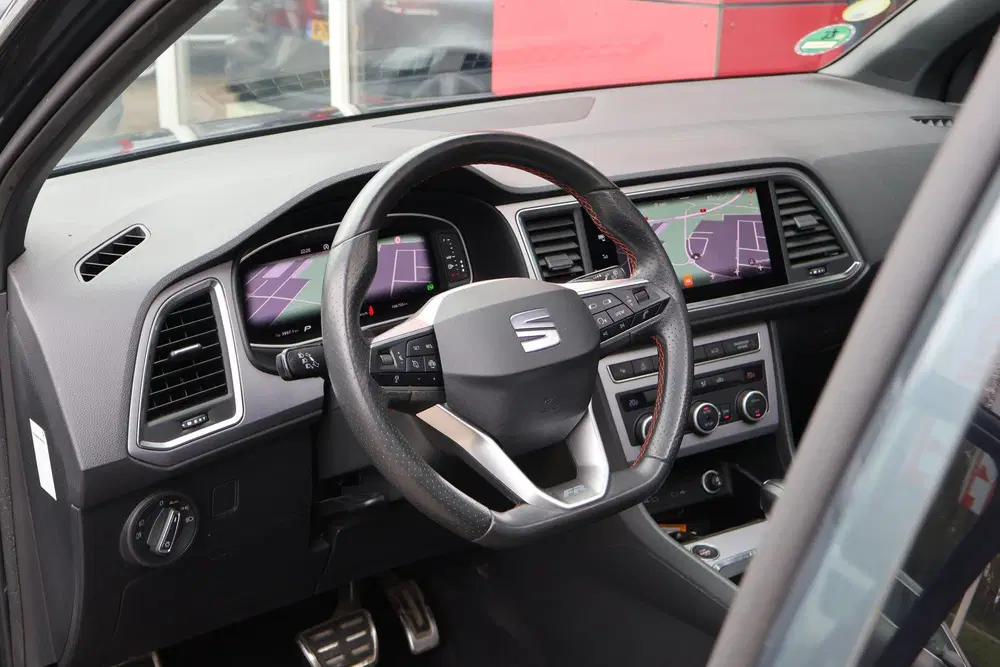 SEAT Ateca 2.0 TDI FR DSG Business Intense uit 2021, foto 7