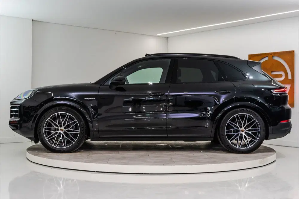 Porsche Cayenne 3.0 E-Hybrid 470PK uit 2024, foto 2