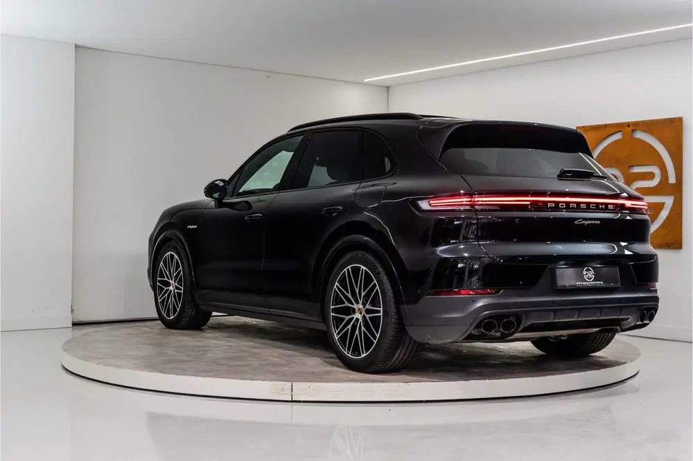 Porsche Cayenne 3.0 E-Hybrid 470PK uit 2024, foto 3