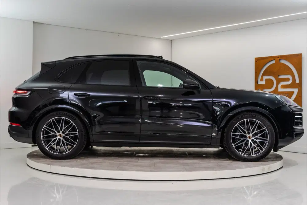 Porsche Cayenne 3.0 E-Hybrid 470PK uit 2024, foto 6