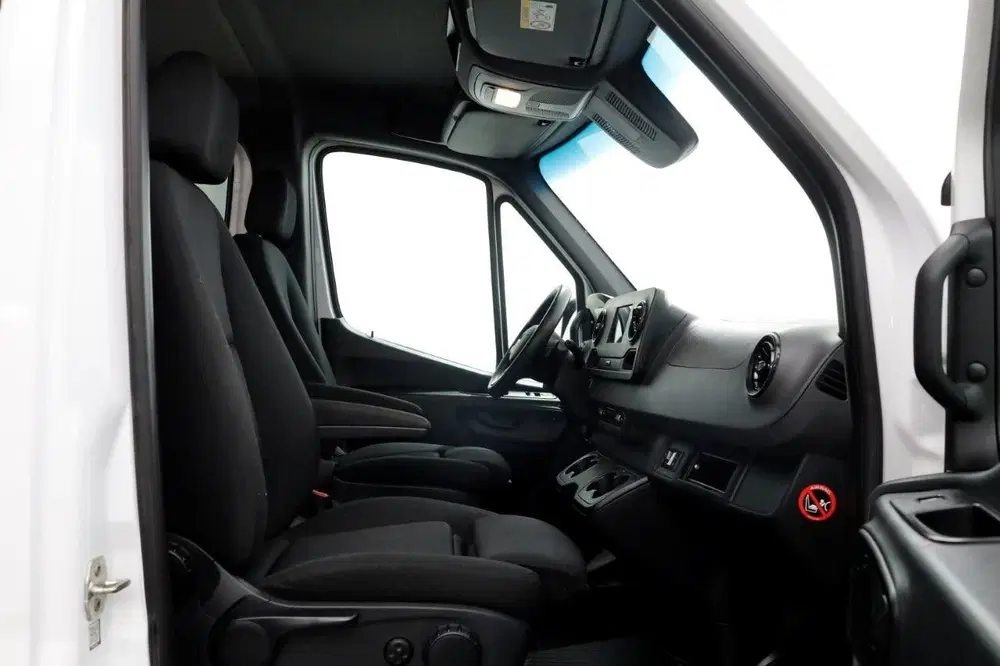 Mercedes-Benz Sprinter 316 CDI 163pk 7G Automaat L2H1 D.C. 4 uit 2021, foto 7